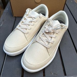 Women’s Plant Pacer, Natural White (Blizzard). US W7